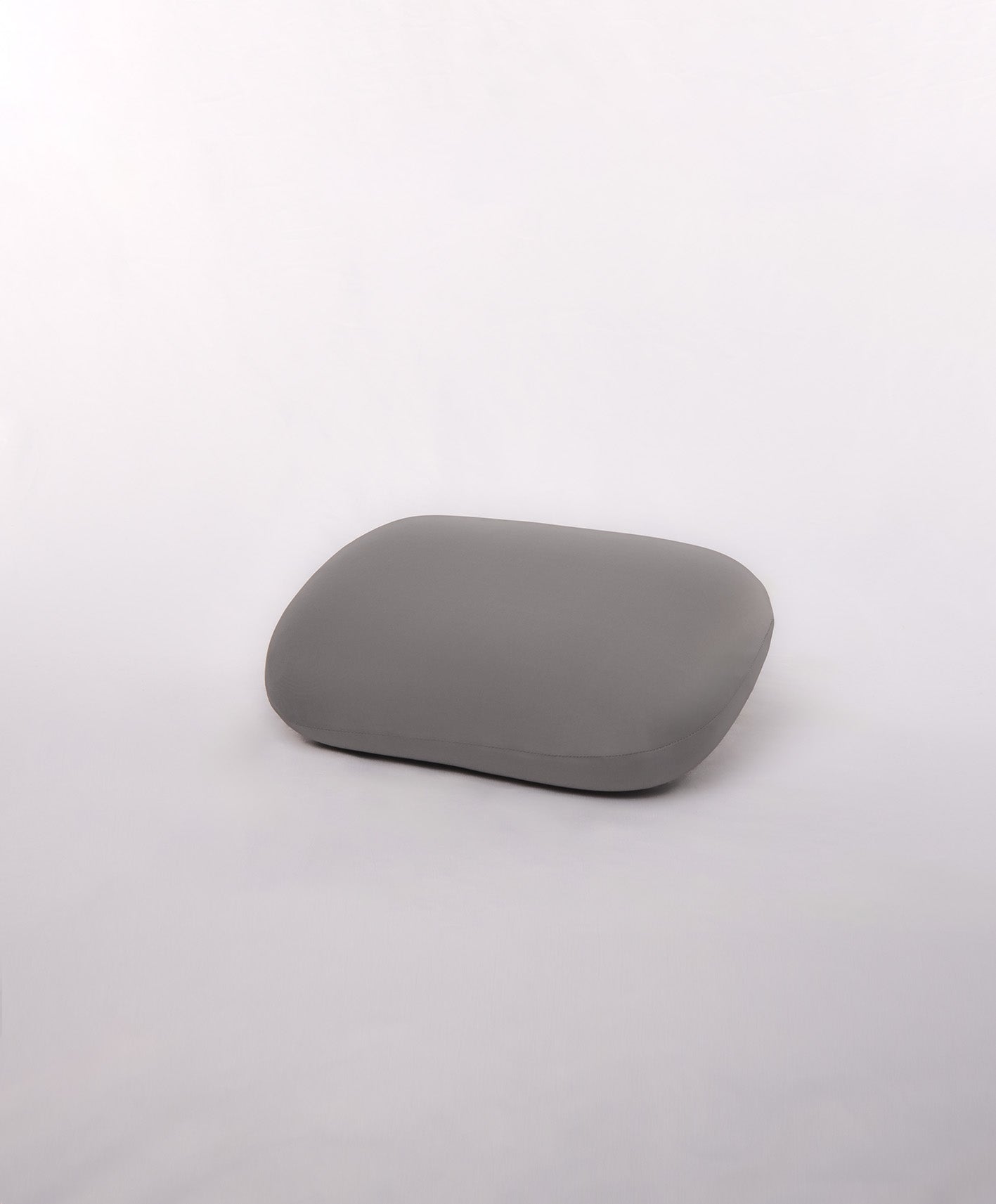 Slow-Rebound Nap Pillow