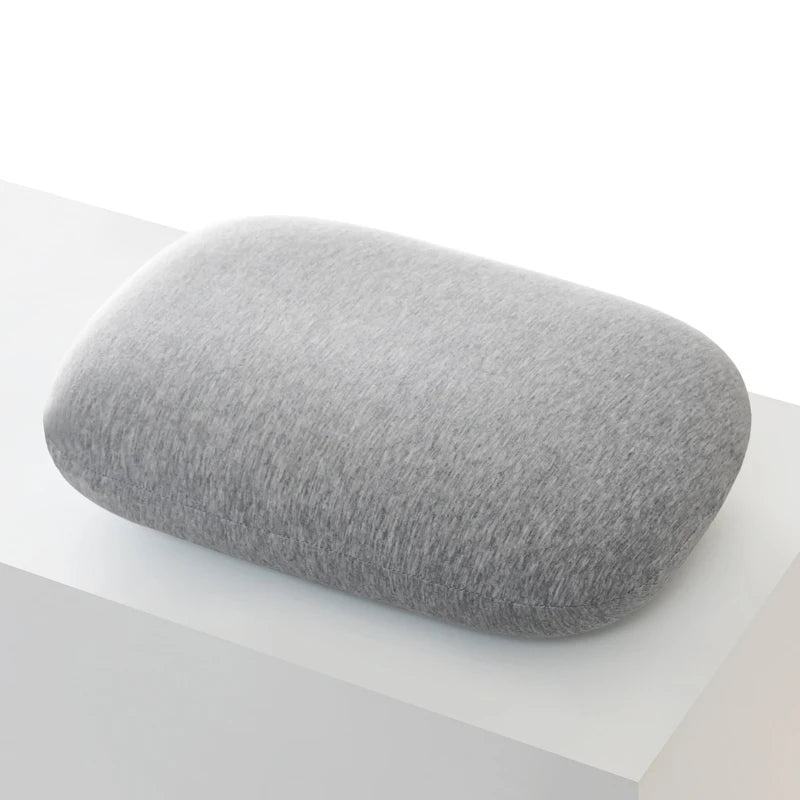 Slow-Rebound Nap Pillow